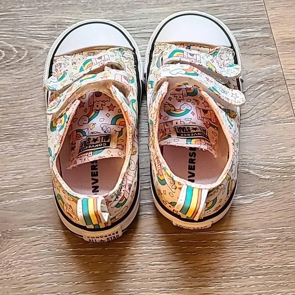 Converse Chuck Taylor Allstar Castle Size 8 Toddler - Picture 5 of 6